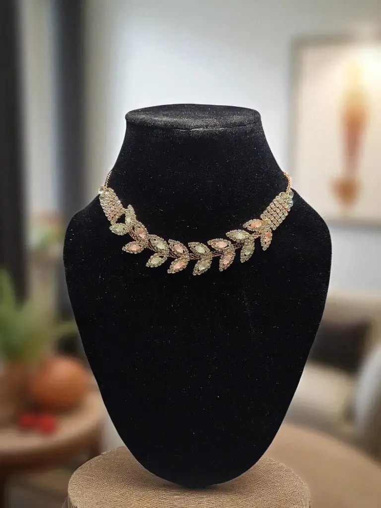 Pastel Leaf Design Choker Necklace Set with Earrings