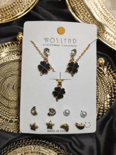 Elegant Clover Charm Combo ✨